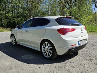 Alfa Romeo Giulietta Distinctive 1.4 125kw DOHODA - 5