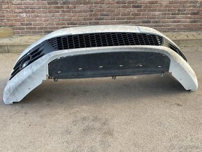 Prodám přední nárazník na VW Scirocco - 5