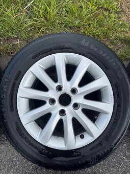 ALU kola originální VW + pneumatiky - 5