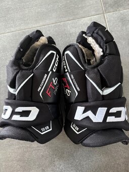 Prodám hokejové rukavice CCM JetSpeed FT6 PRO SR 14" - 5