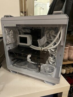 Vodní chladič Asus ROG RYUJIN III 240 ARGB - 5