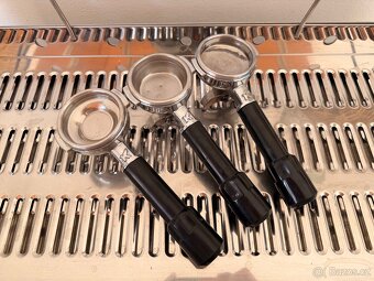 2 pákový kávovar ELEKTRA MAXI po repasi + mlýnek - 5