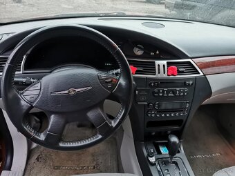 Prodám Chrysler Pacifica na nd - 5