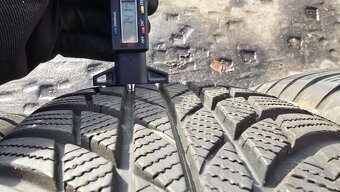 Zimní pneu 205/60/16 Bridgestone - 5