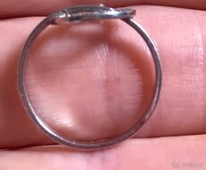 zlatý 14K 585 prsten vel.51 16,2mm bíle zlato s kamínkama - 5