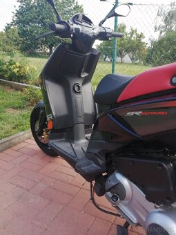 Aprilia sr motard 125 - 5