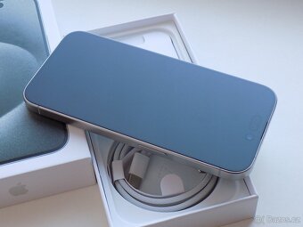 Apple iPhone 15 Pro 256GB Bílý titan - ZÁRUKA 12 MĚSÍCŮ - 5