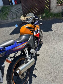 Silniční motorka Honda Cbr 125 R ŘP 16 a1 - 5