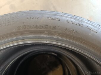 Sada pneu 225/45/18 Bridgestone T005 - 5