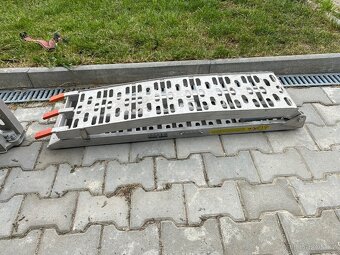 Nájezdy - 5