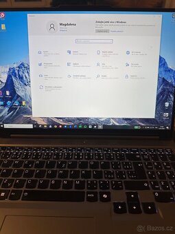 Lenovo legion slim 5 16ahp9 - 5
