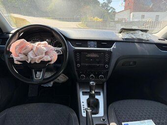 Škoda Octavia 3 fl 2.0 tdi 110 kw dsg DPH - 5