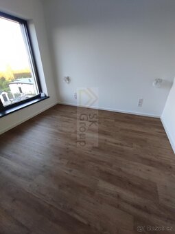 K pronájmu polovina RD - novostavba K. Vary - 5