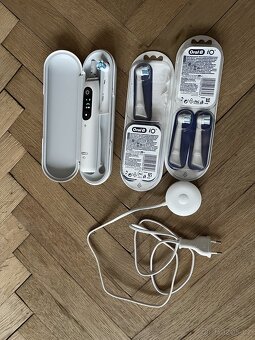 ORAL-B iO 8, White + 5 hlavic - 5