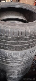 Pneu Michelin - 5