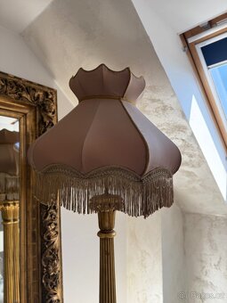 Krásná starožitná lampa s labutěmi - 5