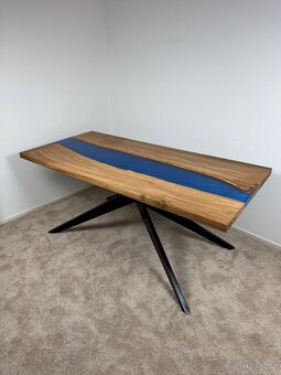 Stůl z dubu a epoxidu - 5