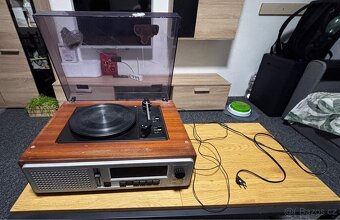 Staré gramorádio Tesla IDYLA 1035 A - 5