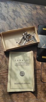 Šicí stroj Lada - 5