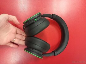 Microsoft Xbox Wireless Headset - 5