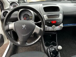Peugeot 107 1.0i, r.2012, STK, klima, 2.majitel - 5