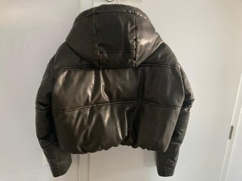 Teplá bunda bomber kožená/koženková teplá zn. Zara - 5