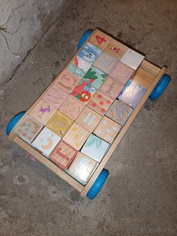 Hracky pro deti v dobrem stavu 🦄 jednorozec kun houpaci - 5