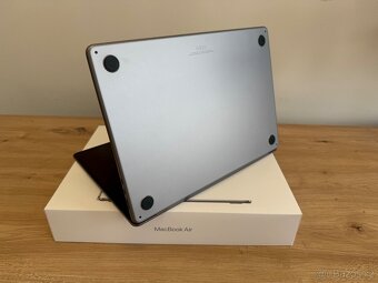 MacBook Air 15 M2 / 16 GB RAM/ 512 GB SSD - TOP STAV - 5
