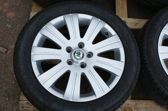 R17 kola origé Skoda nebo na VW Seat Audi 5x112 letní pneu - 5