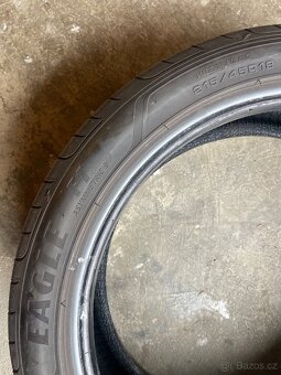 Prodám 4 ks letni pneu Good year 215/45 R18 89V - 5