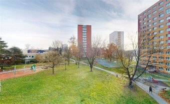 Slunná 2+1 v klidné části Mariánských Hor,ul. Vršovců - 5