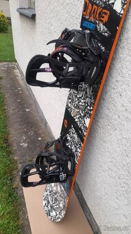 Kvalitní snowboard Drake Urban 156 cm - 5