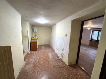 PRODEJ RODINNÉHO DOMU 3+1+JÍDELNA V HRUŠOVANECH U BRNA - 5