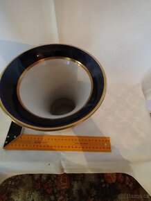 Porcelánová váza a jiné vázy a vázičky - 5