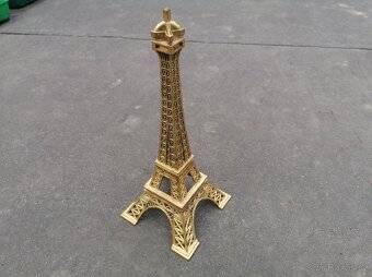 Predám Eiffelova veža - 5