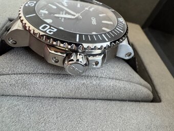 Hodinky Oris Aquis Date + dva praktické dárky zdarma - 5