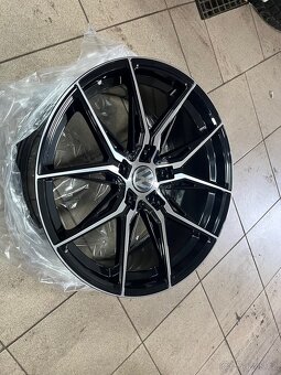 ALU disky pro VW T5/T6 5x120 19” (4ks Nové) - 5