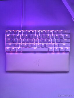 Razer Huntsman Mini + 3 spirálové kabely + krytky Razer - 5