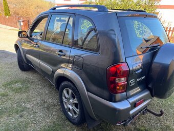Toyota RAV4 2.0 D4-D 85kW 4x4 2004 1.majitel - 5