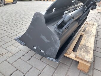 Hydraulická svahovka Lehnhoff MS03 na bagr 5 tun - 5