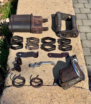 ČZ 125 B T 125 150 C - díly - 5