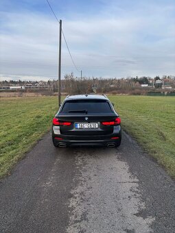 BMW Řada 5, 530d Touring xDrive M-paket, 2022 - 5