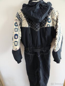 Zimní dámská kombinéza vel. M, délka 150 cm - 5