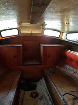 Laminátová Loď 7,5m - 5