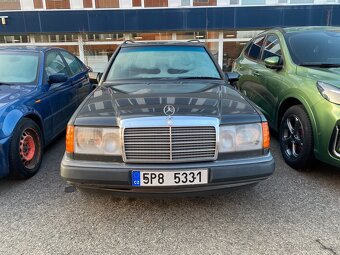 Mercedes-Benz W124, 230TE - 5