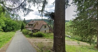 Rodinný dům s pozemky v obci Větřní, okres Český Krumlov - 5