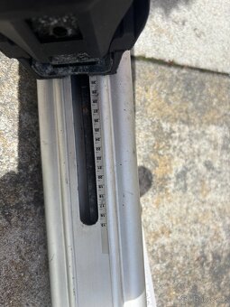 Příčníky/nosiče na hagusy Thule 120cm - 5