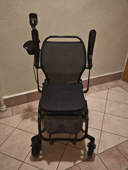 Lehký elektrický invalidní vozík Qickie Q50 R Carbon - 5