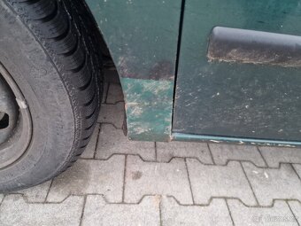 Prodam toledo 1m2 1.9tdi 81kw 1999 - 5