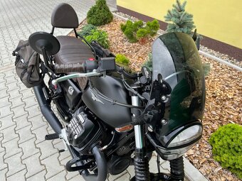 Moto Guzzi V7 Stone 850 2023 - 5
